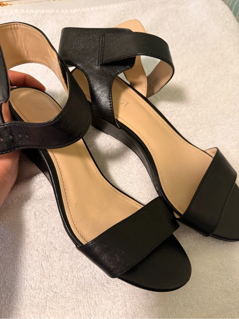 Nine West Black Slide Sandals with Beige Insole